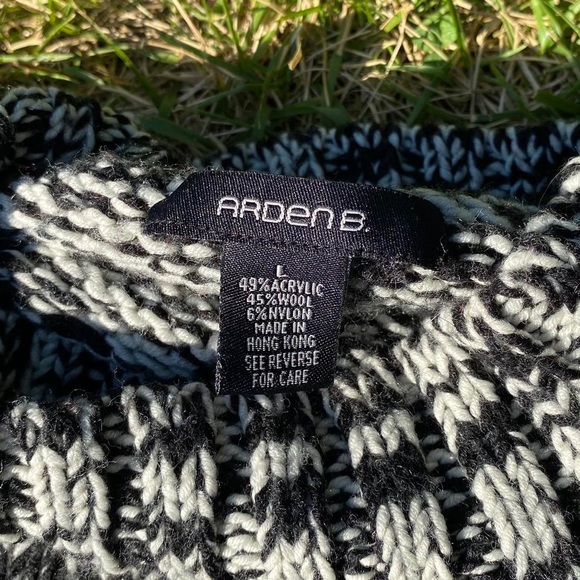 black & white arden b wool turtleneck sweater - Picture 4 of 4